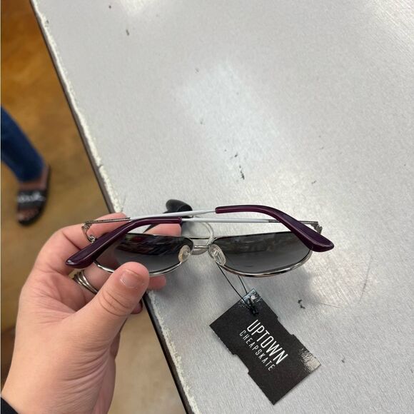 Marc by Marc Jacob’s Sunglasses - Picture 8 of 10